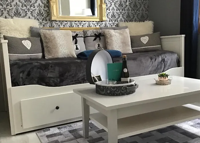 Medicis Avec Garage Holiday home