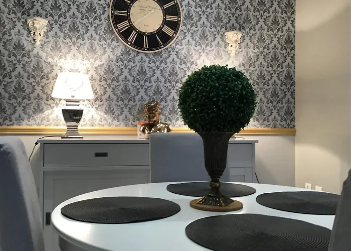 Medicis Avec Garage *